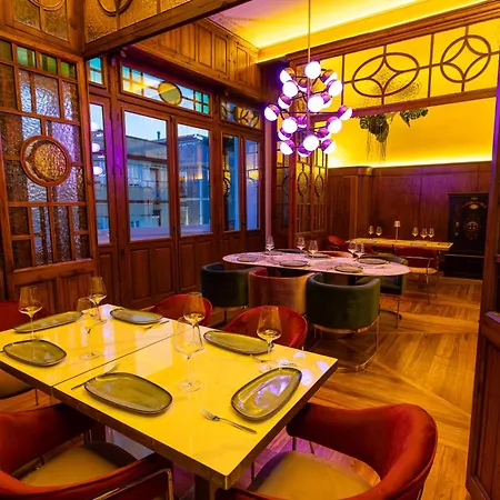 Tres Campanas Hotel