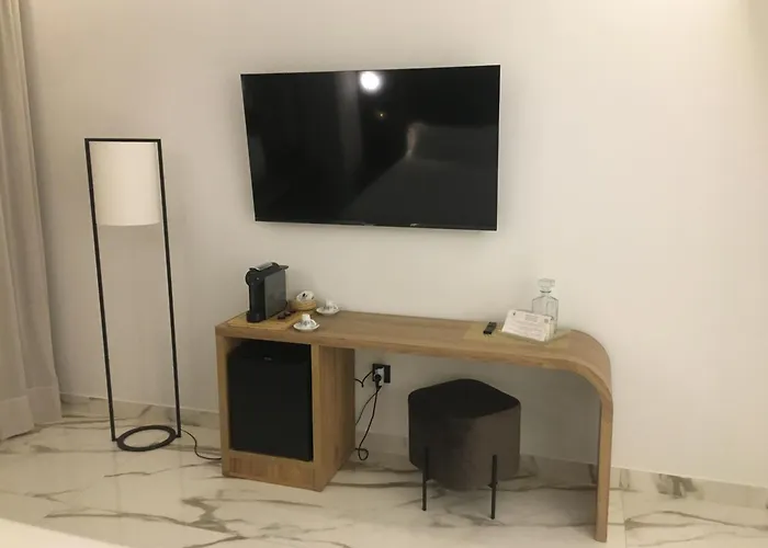 Отель Tres Campanas Бадахос