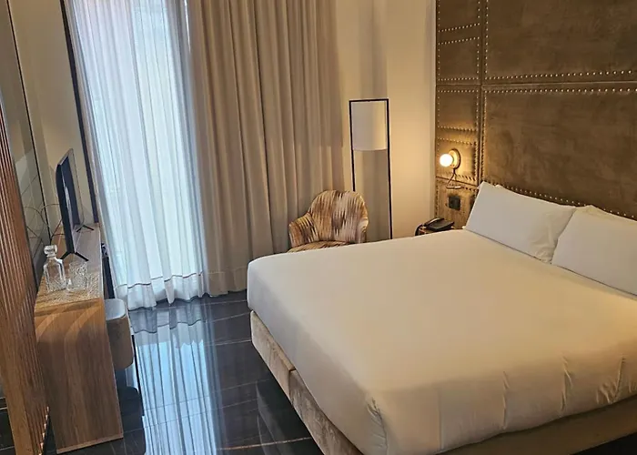 Tres Campanas 4* Бадахос